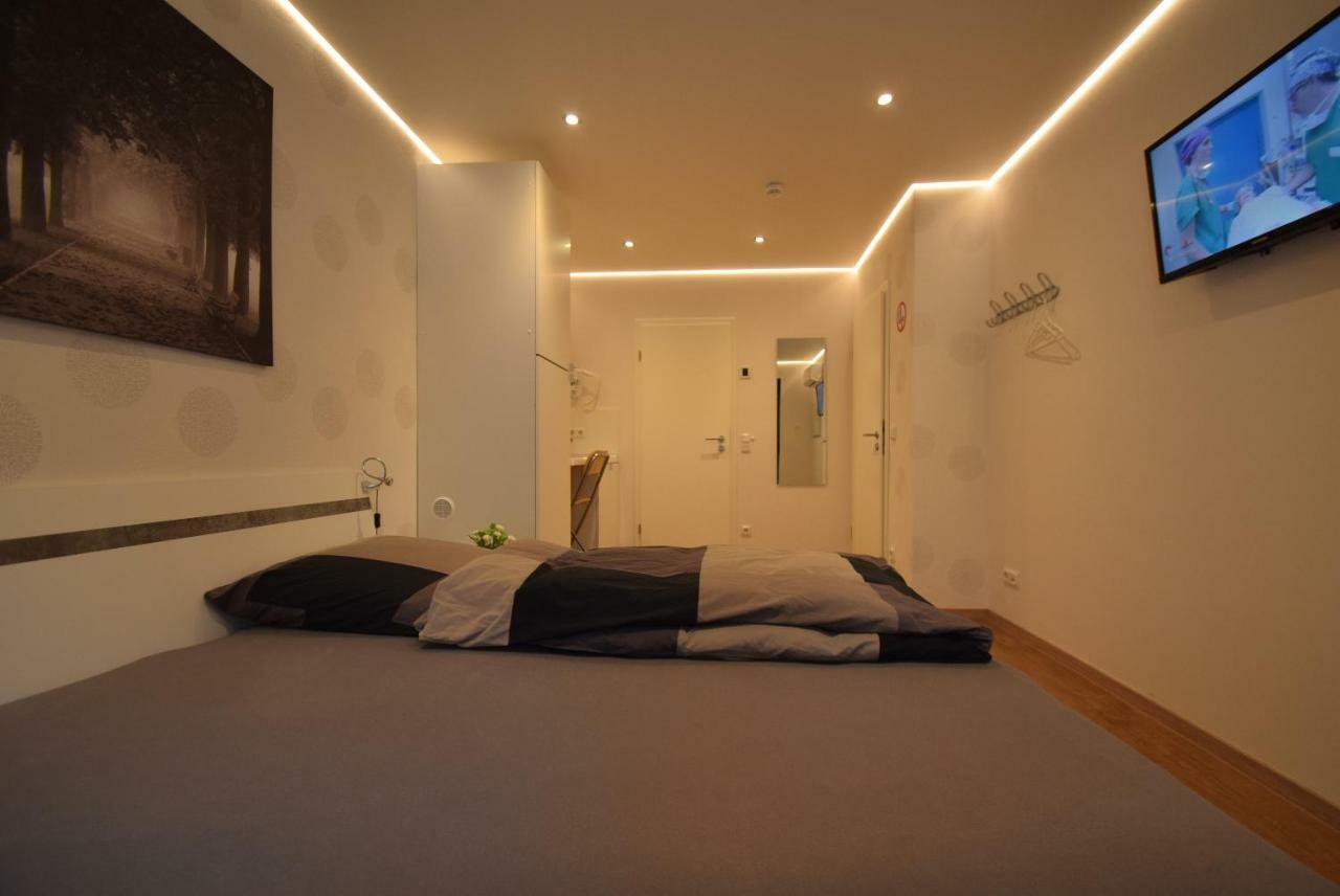 Ferienzimmer Саарлуис Экстерьер фото